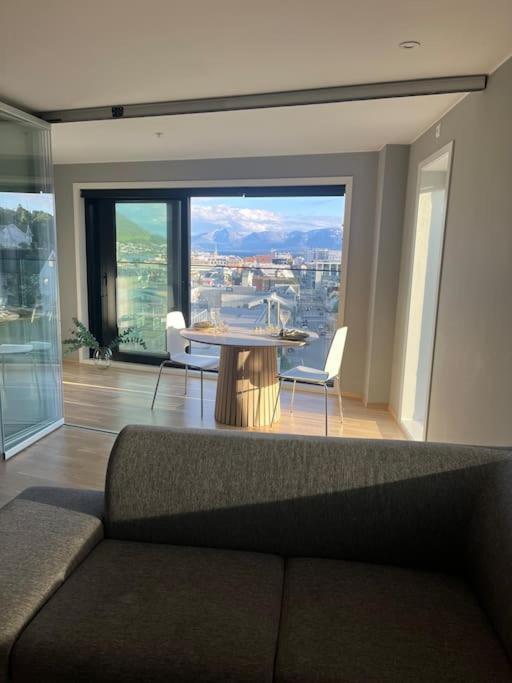 City Center 7Th Floor Apartement With Beautiful View Tromsø Exteriér fotografie