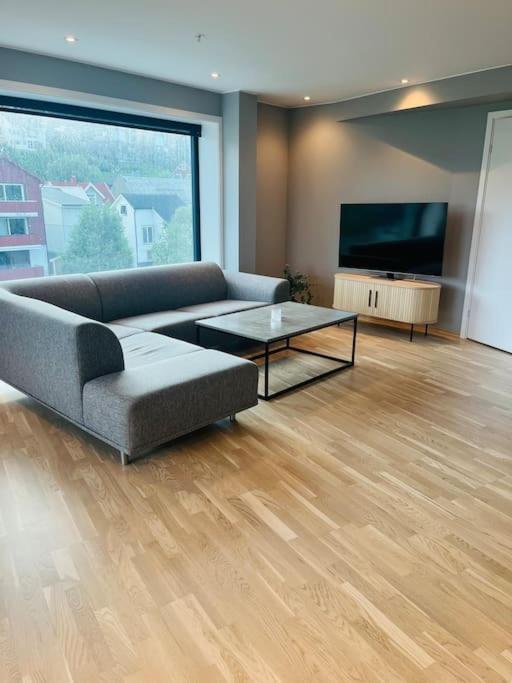 City Center 7Th Floor Apartement With Beautiful View Tromsø Exteriér fotografie